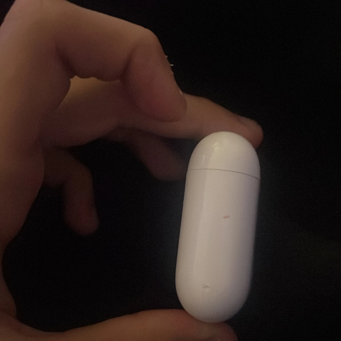 Apple AirPods med laddningsetui - 3