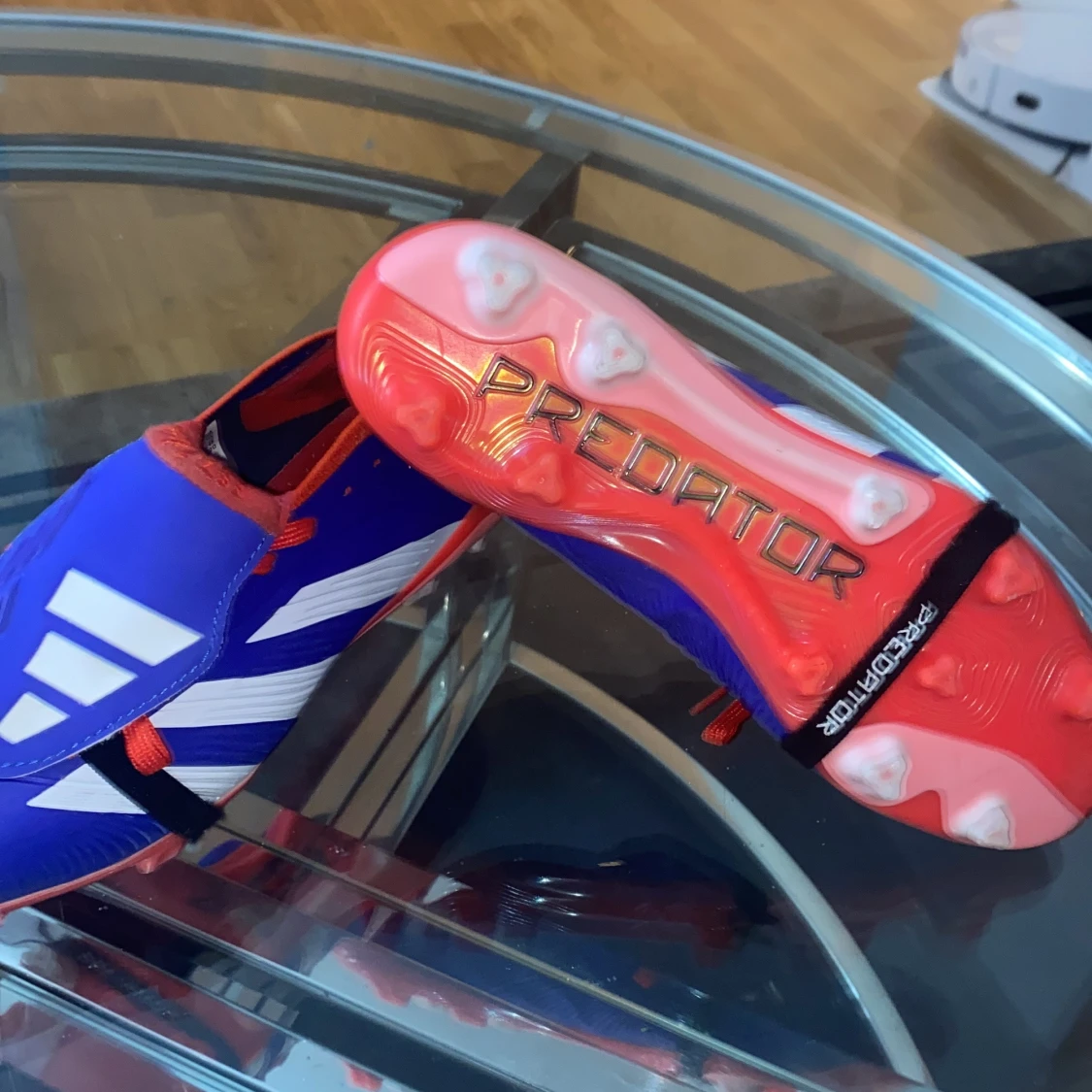 Adidas Predator blå/röda fotbollsskor - 3