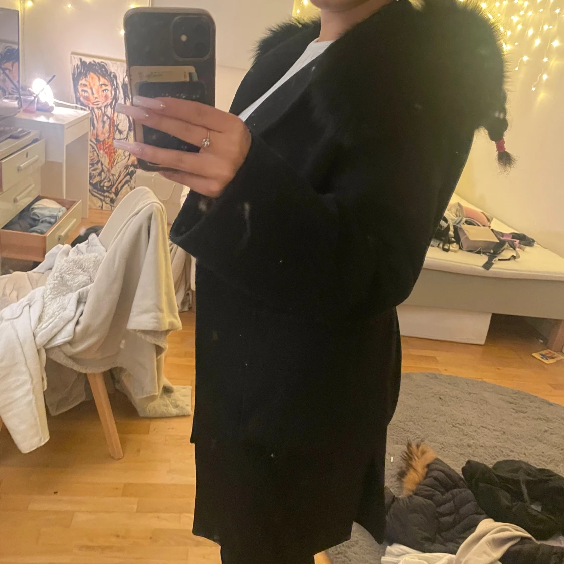 Svart kappa med päls - 2