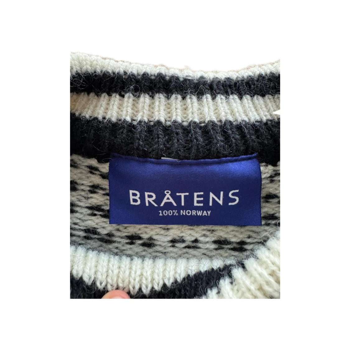 Stickad tröja från Bråtens - 1