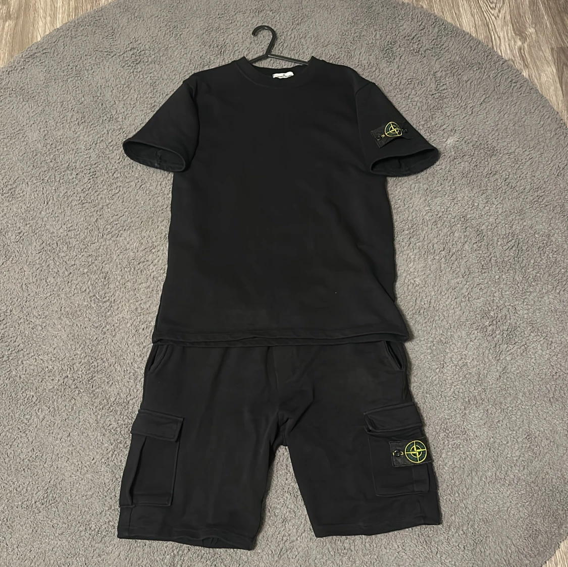 Svart Stone Island set