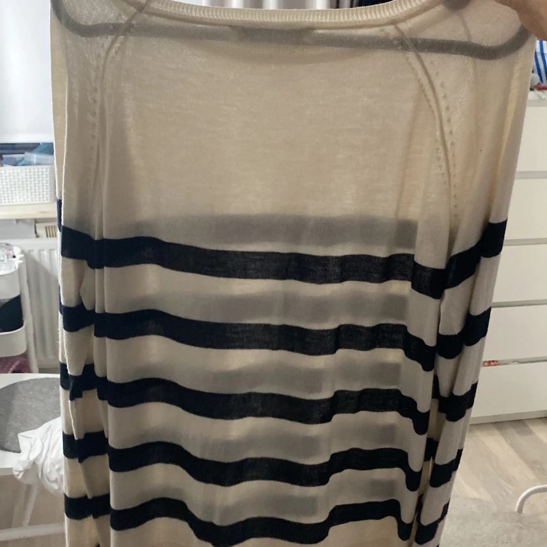 Luftig långärmad tröja - 2