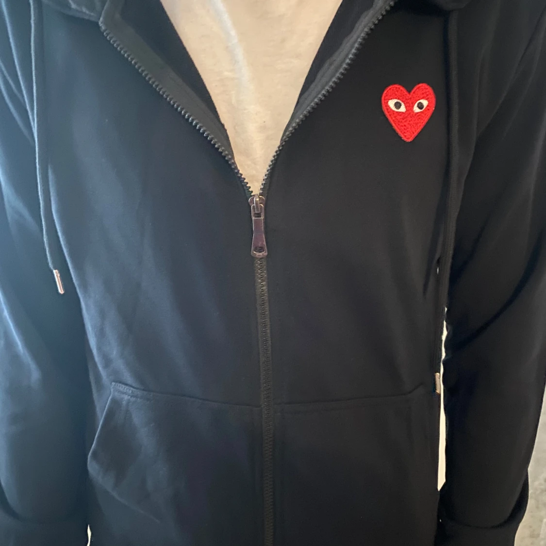 Svart hoodie Comme des Garçons Play - 2