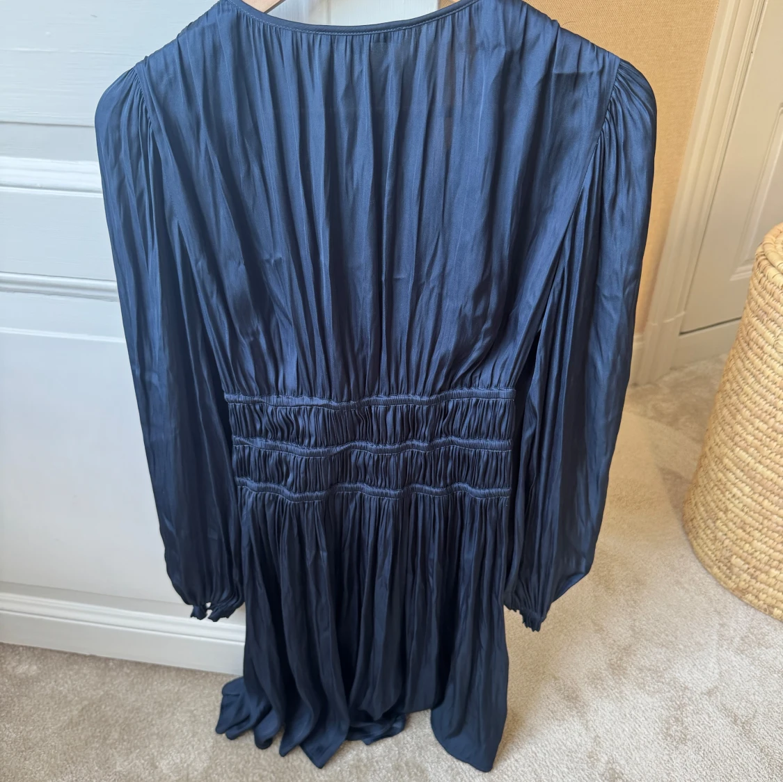 Mörkblå kortklänning från Maje - 1