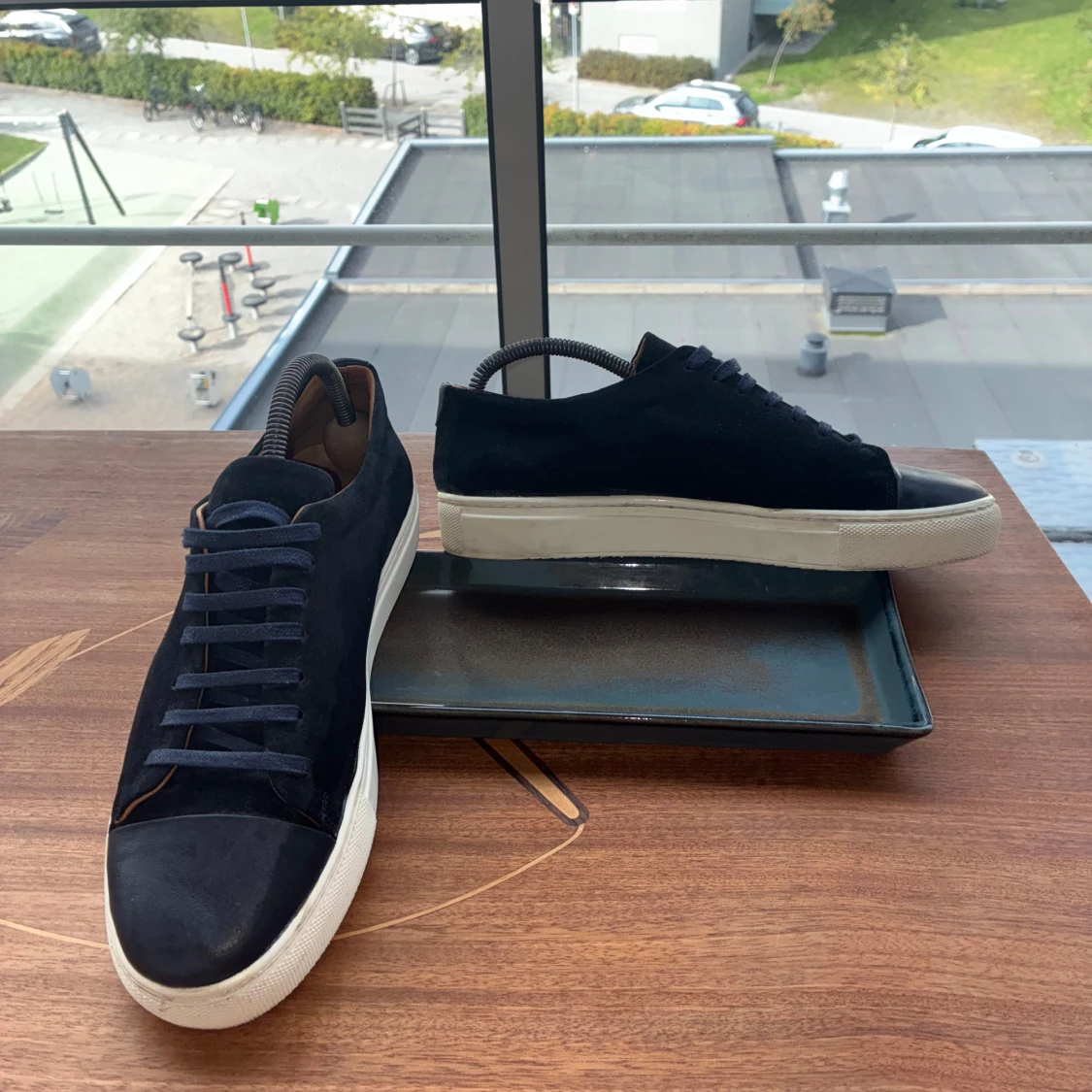 Human Scales Mockaskor 