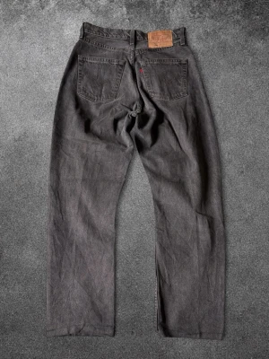 Levis 556 - Levi's 556 Jeans | Storlek 12 | Mått: midja 35 cm, längd 98 cm | Skick: Mycket bra | Skickas snabbt, kan gå ner i pris vid snabb affär  Mvh ActiveResell | REF: LEV-024 