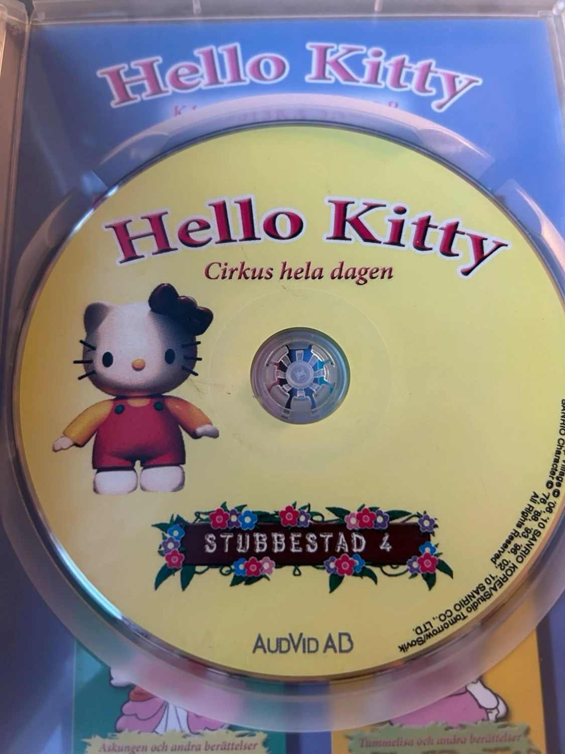 Hello Kitty cirkus hela dagen DVD - 2