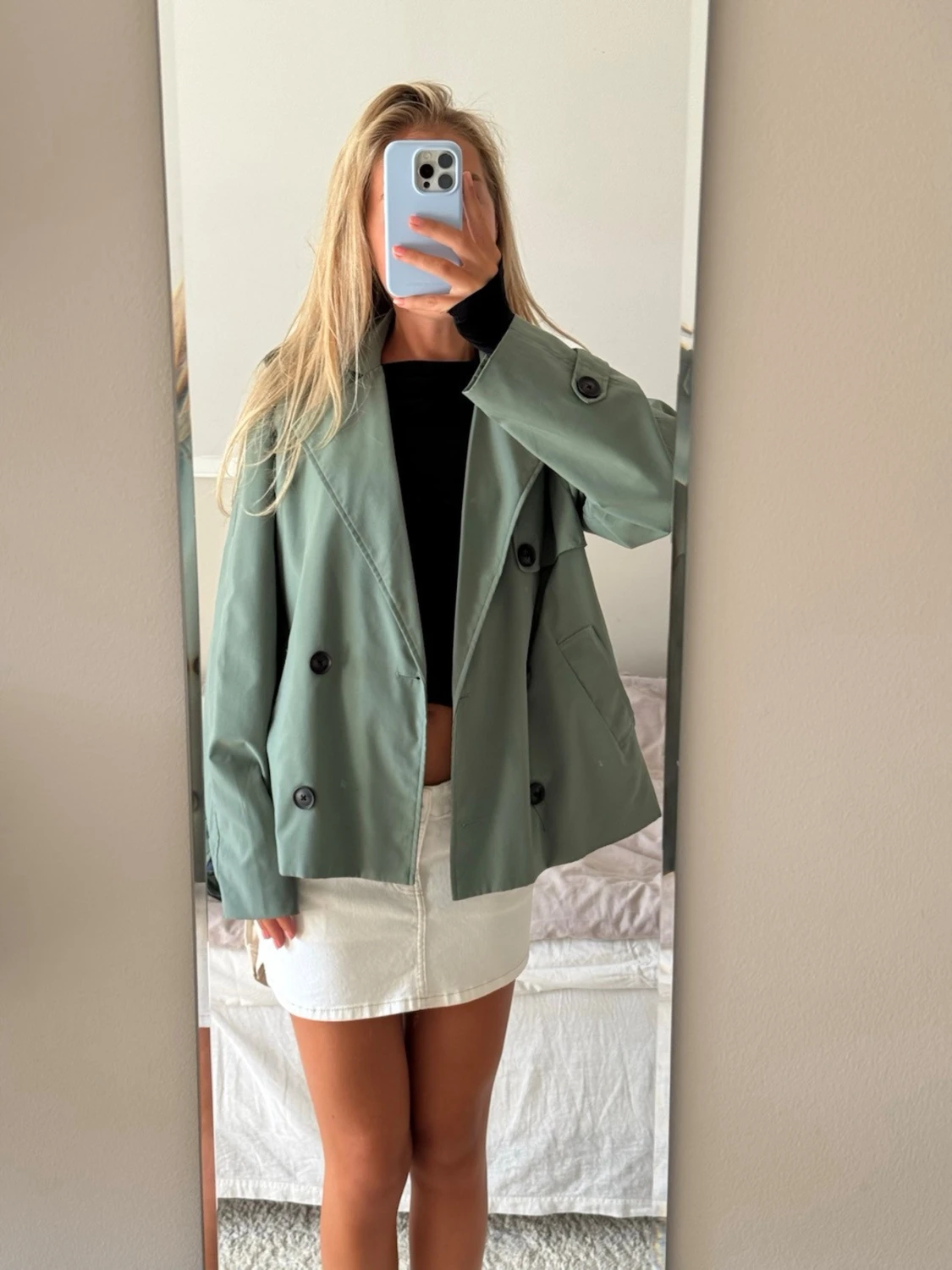 Cropped Trenchcoat - 1