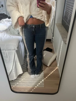 Weekday jeans - Jättesnygga jeans ifrån weekday! 💓 Ganska små i storleken! 