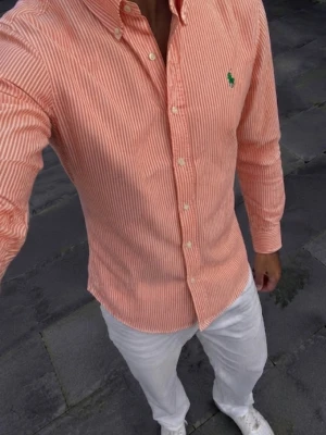 Orange Ralph Lauren skjorta  - Fint skick! Strl M Hör av dig vid frågor! 