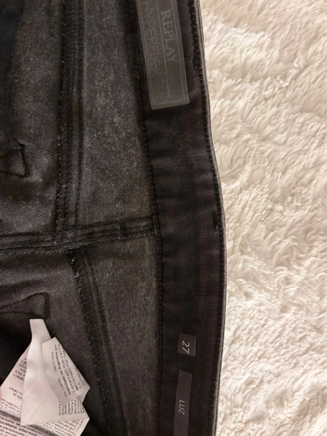 Svarta Replay jeans med smal passform - 2