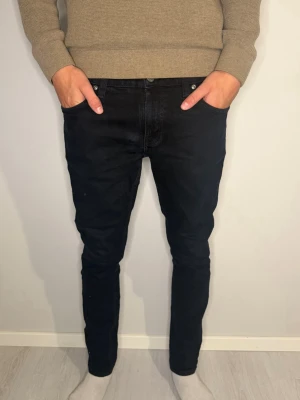 Nudie jeans  - Tja säljer nu dessa nudie jeans i modellen SKINNY LIN. Hör av dig vid frågor!🤝
