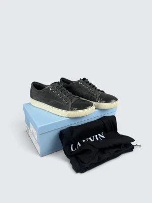 Lanvin DBB1 Sneakers - Skick: 7,5/10. | Ingår: skor, Box och dustbags. | Nypris: +- 5200 SEK. | Storleken är UK8.