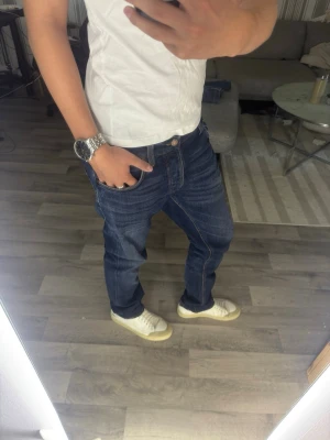 Nudie jenas, Dude Dan - Nudie jeans med riktigt fin wash och fades. Storlek: 31/32. Kvalité: 9/10. Pris kan diskuteras.