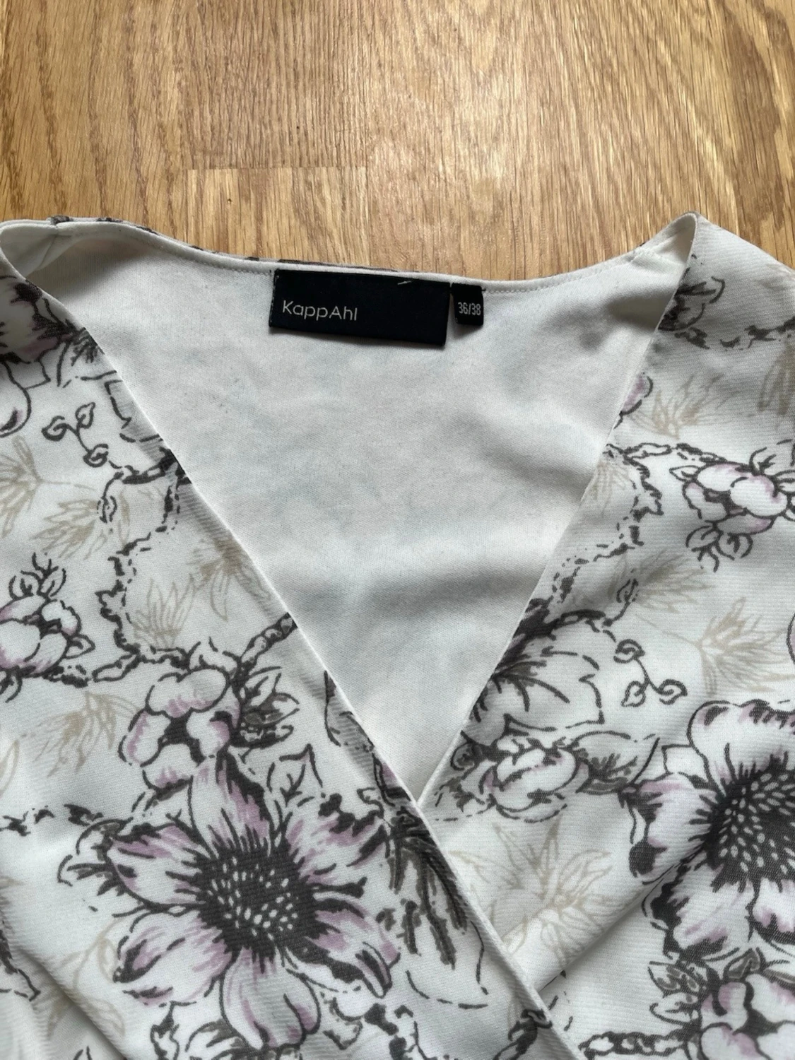 Blommig blus   - 2