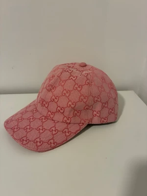 GG keps  - Rosa keps från oss med bra kvalité och pris skynda dig snart är de slut 
