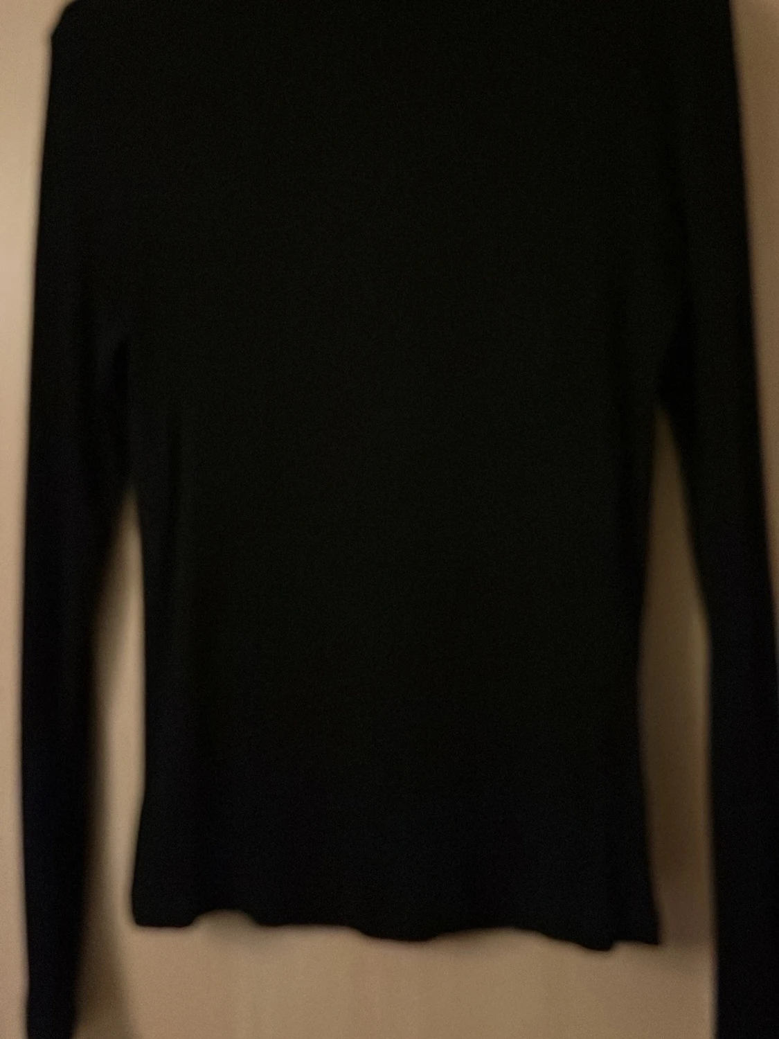 Svart stickad tröja från Vila