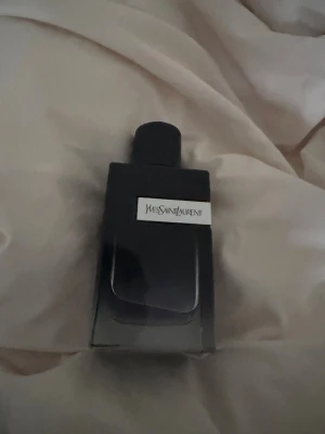 YSL 15 ML  - YSL 15ML FÖR ENDAST 30kr
