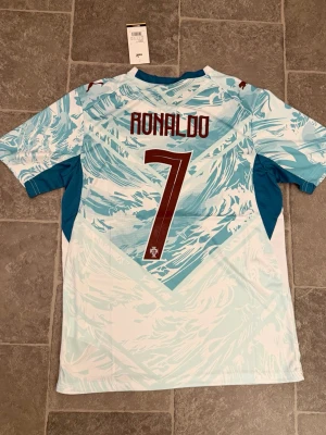 Portugal Vm borta ronaldo - Helt ny