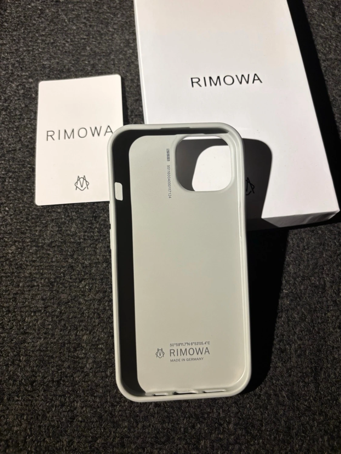Rimowa mobilskal IPhone 15 - 2