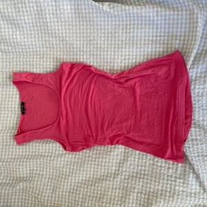 Linne - Sötaste linnet i rosa ganska långt💝