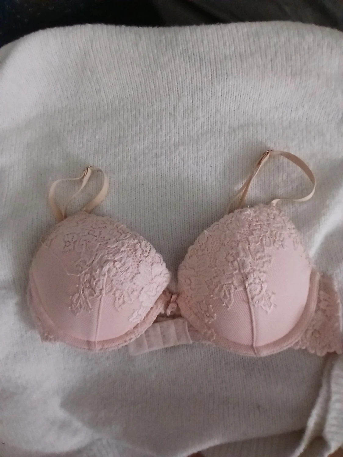 Ljusrosa push-up bh med spets