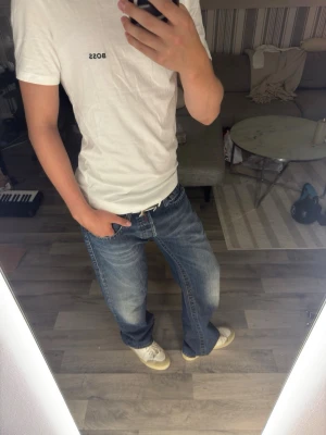 Replay jeans, Straight fit - Replay jeans med riktigt fin wash och fades. Storlek: 31/32. Kvalité: 9/10. Pris kan diskuteras.