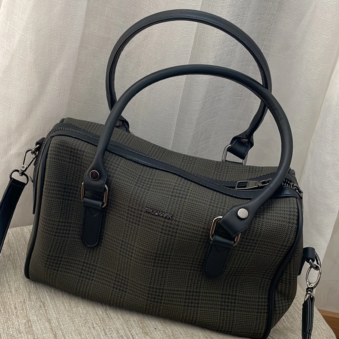 Paul Mark handväska Helt Ny - 91