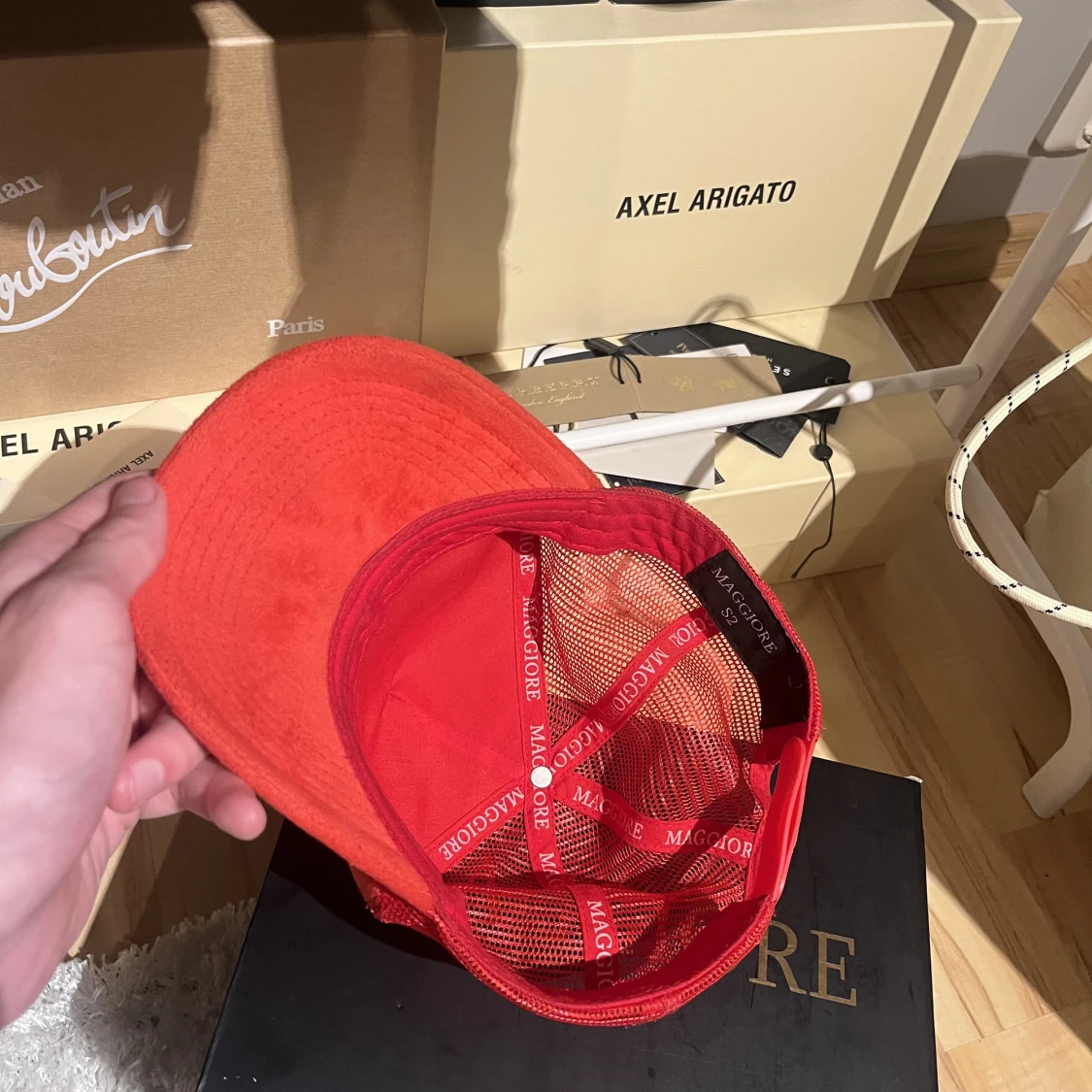 Maggiore S2 C1 Cap - 91