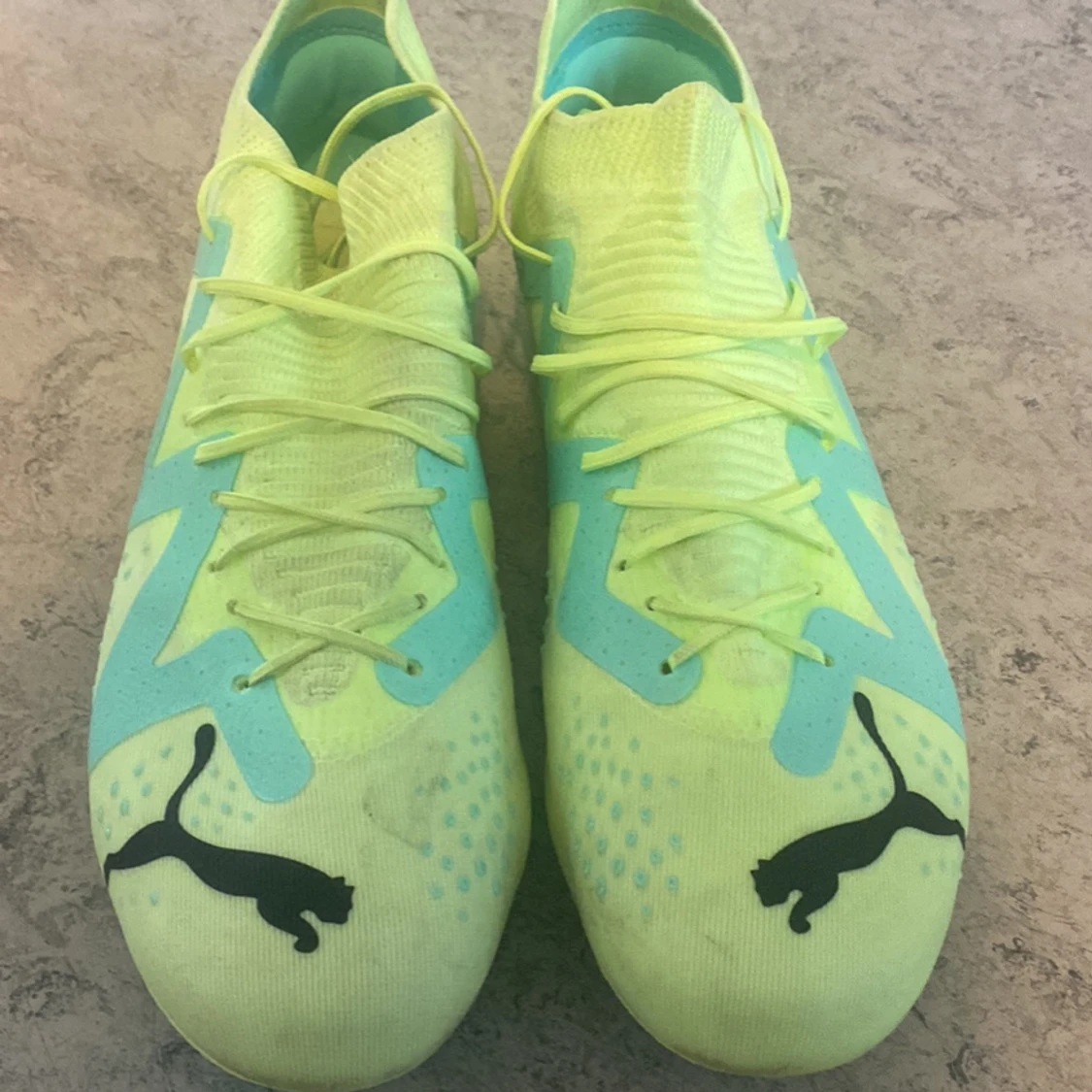 Fotbollsskor 42 - 90