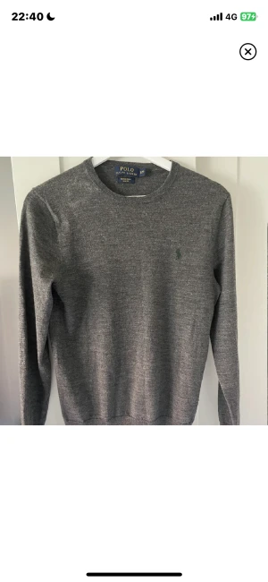 Merinoull Ralph lauren tröja  - Riktigt fin tröja från Ralph lauren riktigt fint skick också inte använd så mycket så har en del kvar att ge! Kom pm för mer frågor🤠