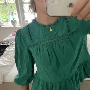 Blus - Grön blus från zara i storlek xs. 80kr+frakt 