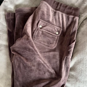 Bruna juicy byxor - sällan använda. inga skavanker, 700kr!!!