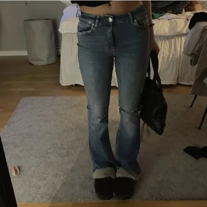 bootcut jeans 💋💋 - Sjukt nice bootcut jeans från only!  ( bilder från förra ägaren) ❤️❤️❤️