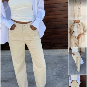 Beiga NAKD jeans - Säljer mina beiga NAKD jeans, otroligt snygga. Men passar tyvärr inte mig längre