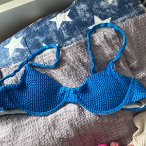 Bikiniöverdel  - Söt bikiniöverdel, stl S men skulle nog mer säga xs