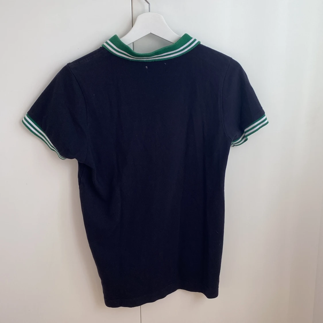 Svart och grön Button up t-shirt - 91