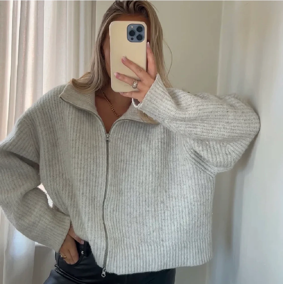 Weekday Stickad tröja