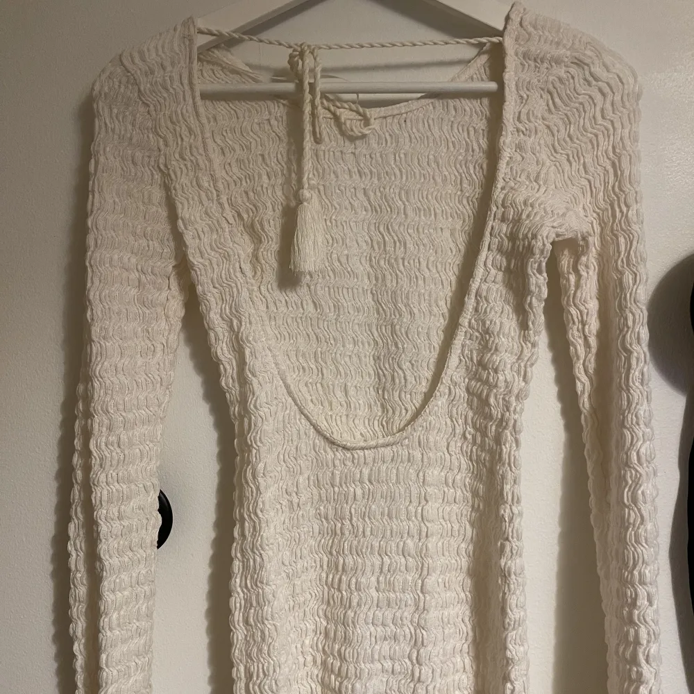 Supersöt klänning från pull and bear💕använd ca 2 ggr. Klänningar.