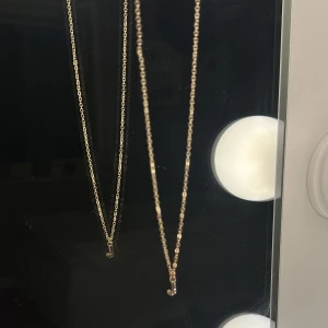 Guld Halsband - Guldhalsband med ett J 💞 60kr 💞