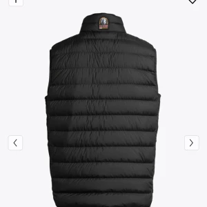 Parajumpers perfect - Säljer parajumpers perfect väst Nyskick, köpt på NK 