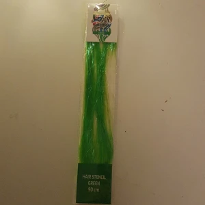 Hair stencil - Här stencil i färgen grön 90cm frekten är 15kr skriv gärna innan köp❤