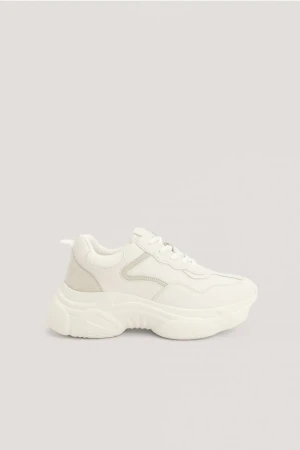 NA-KD - Sköna sneakers i gott skick använt två gånger storlek 39