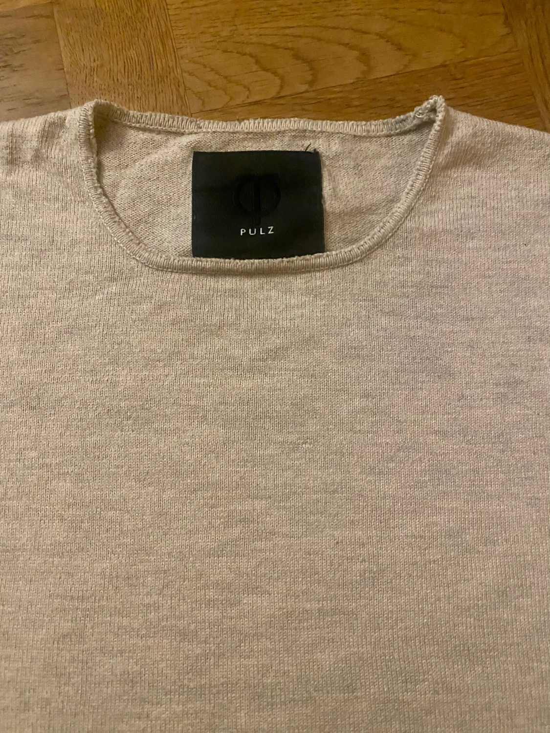 Sandfärgad Pulz tröja - 1