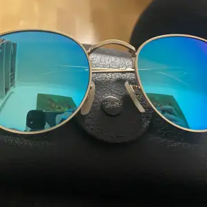 Solglasögon ray ban