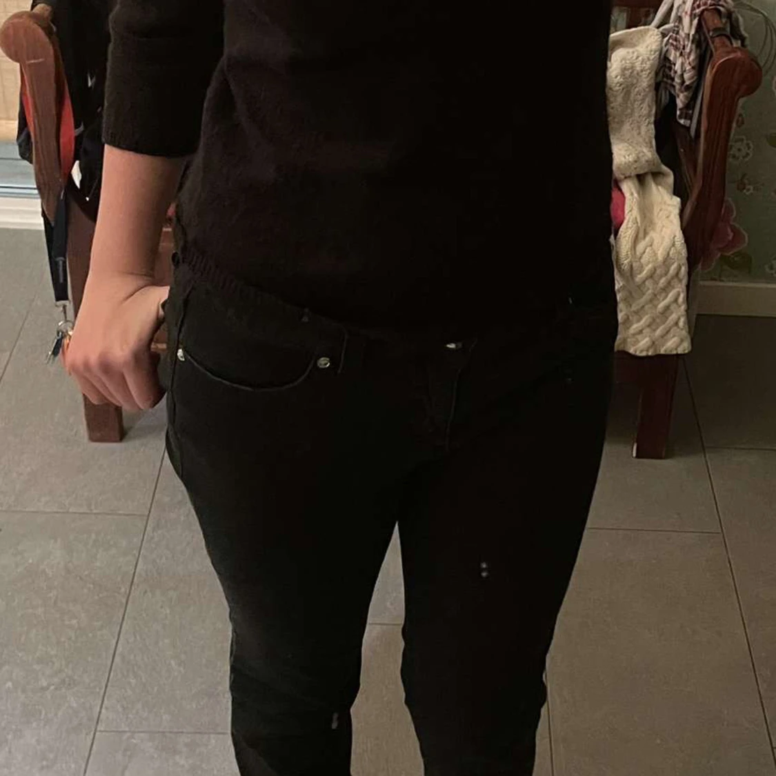 Mörkblå/svarta jeans - 91