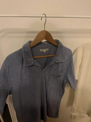 Blå frotté blå - Blå frotté tröja storlek L