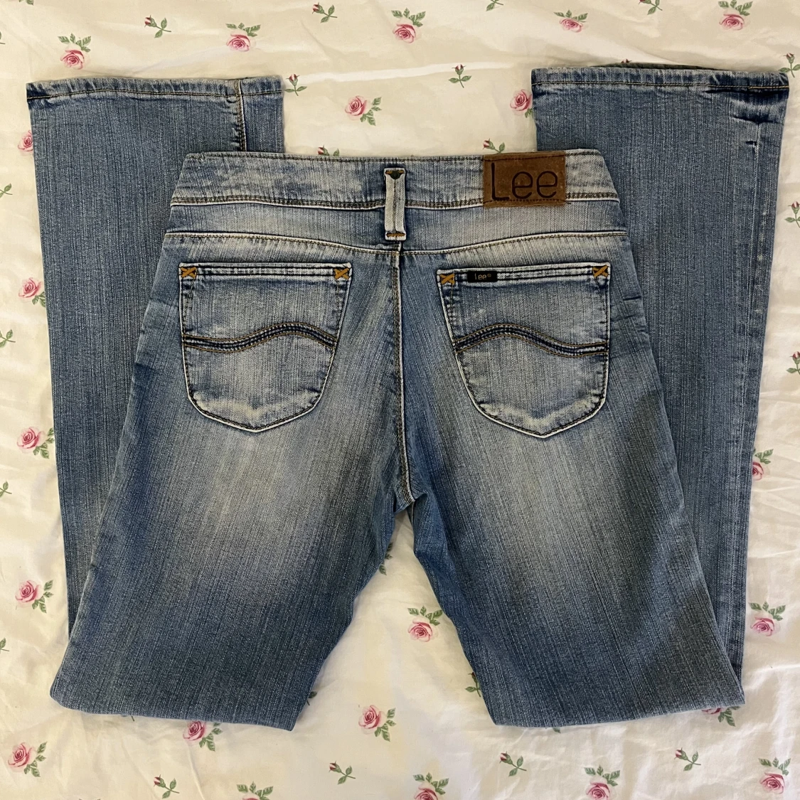 lågmidjade lee jeans - 90