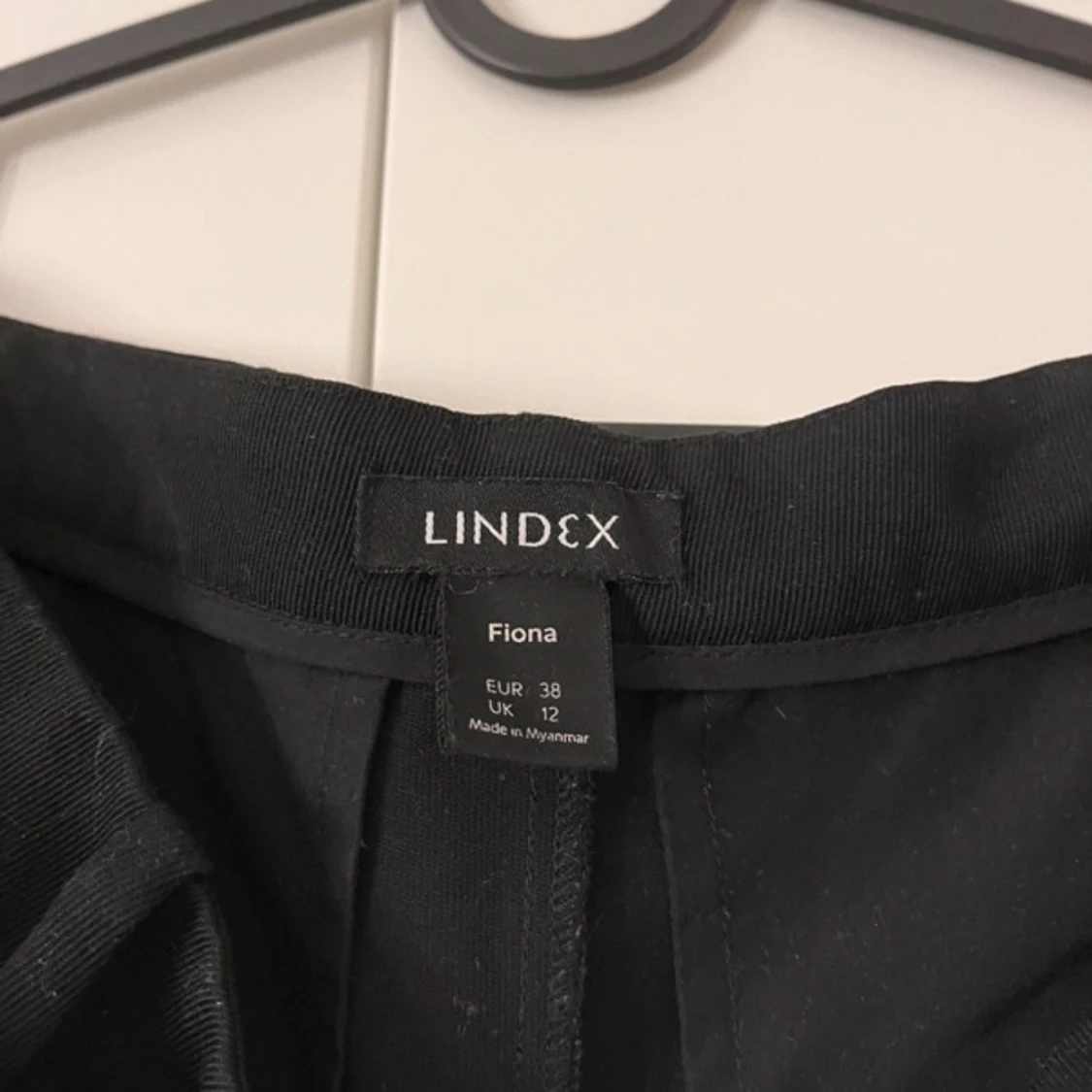 Svarta Kostymbyxor från Lindex  - 91