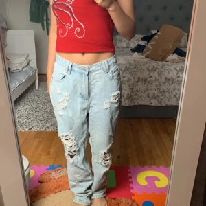 Jeans  - Bagge jeans, som inte längre används. Jag är 155